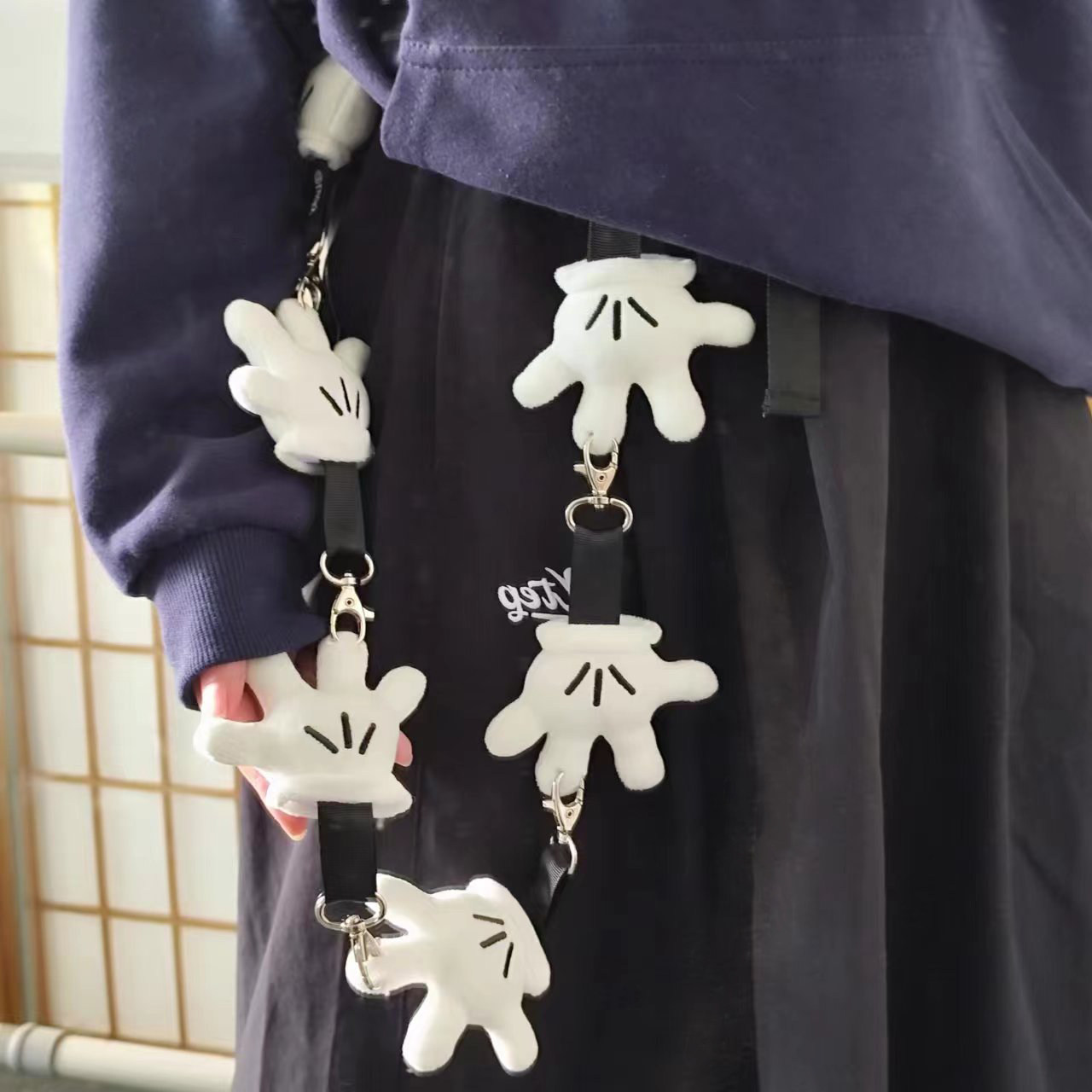 White Mini Glove Belt Accessor - مراجعة Men Accessories For Hand وسعره
