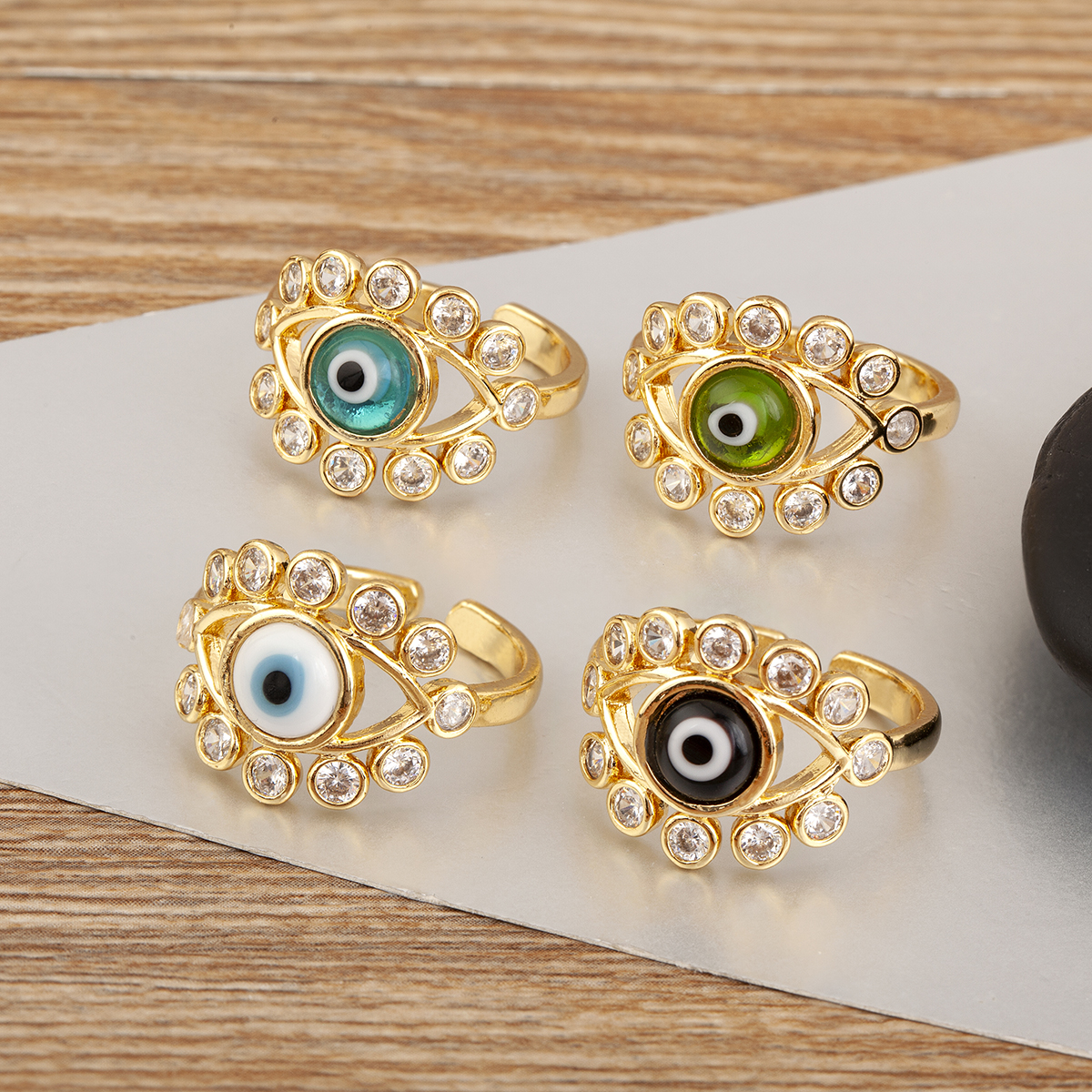 Colorful Crystal Evil Eyes Rin - مراجعة Men Accessories Evil Eye وسعره